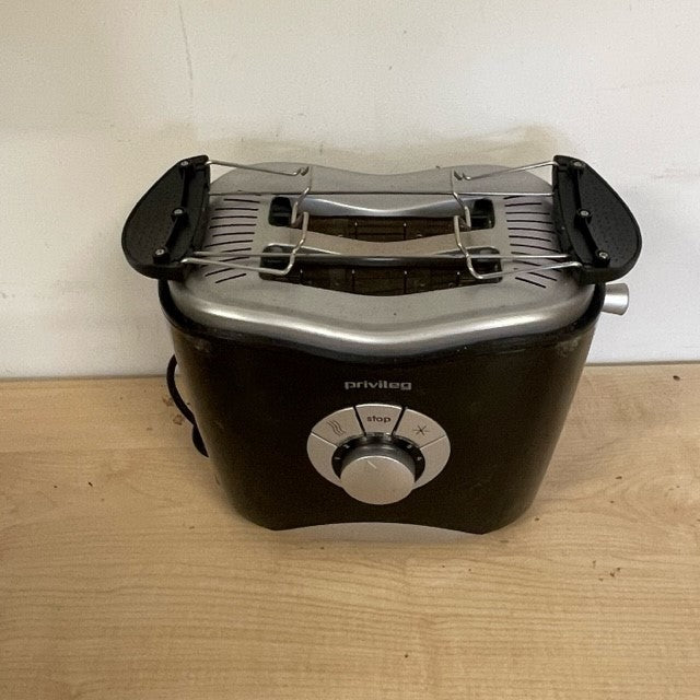 Privileg Toaster 568811, 2 kurze Schlitze, für 2 Scheiben, 860 W, schw –  OutletNow